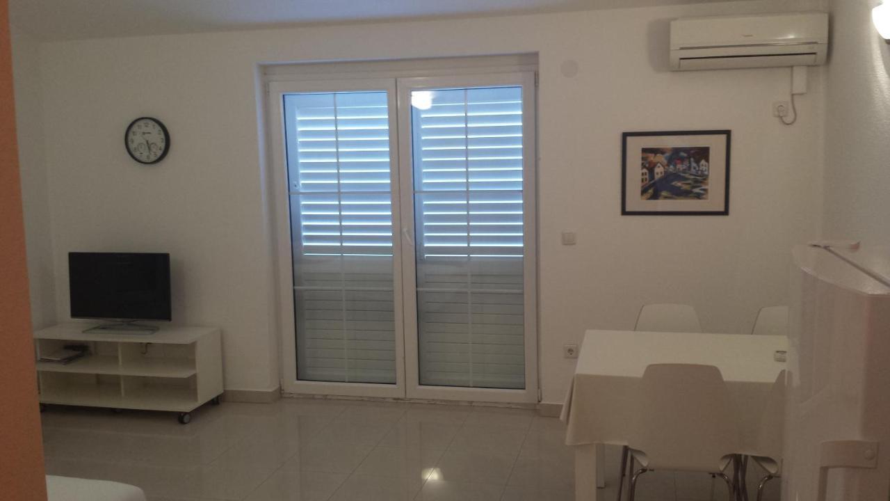 Irena * Vodice
